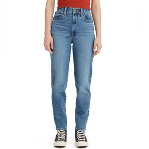 Levi’s High Waisted Mom Jeans